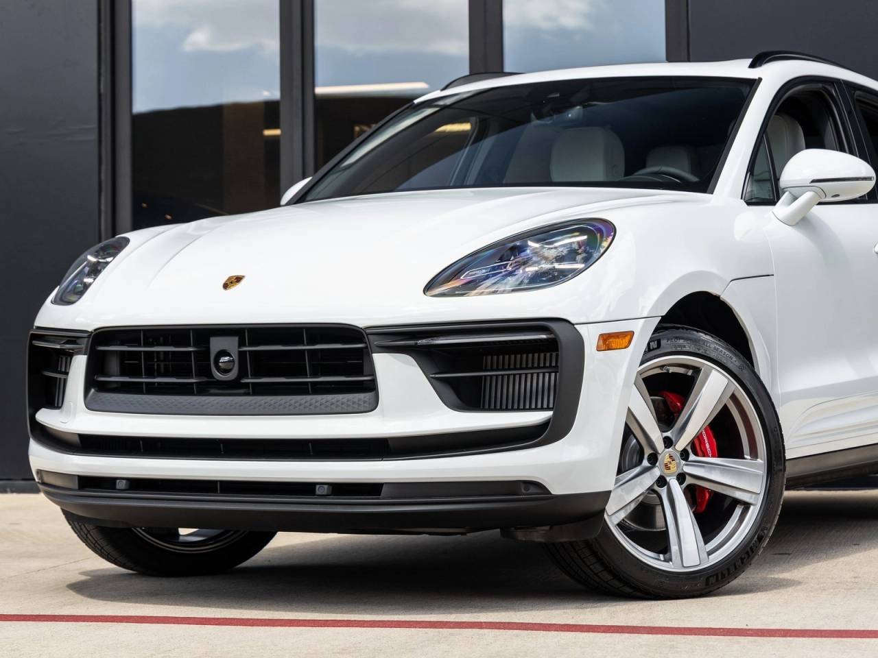 2026 Porsche Macan Macan S