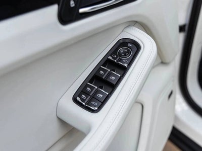 2026 Porsche Macan Macan S