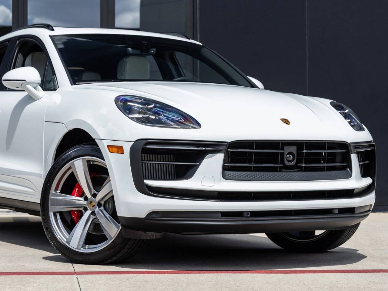 2026 Porsche Macan Macan S