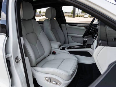 2026 Porsche Macan Macan S