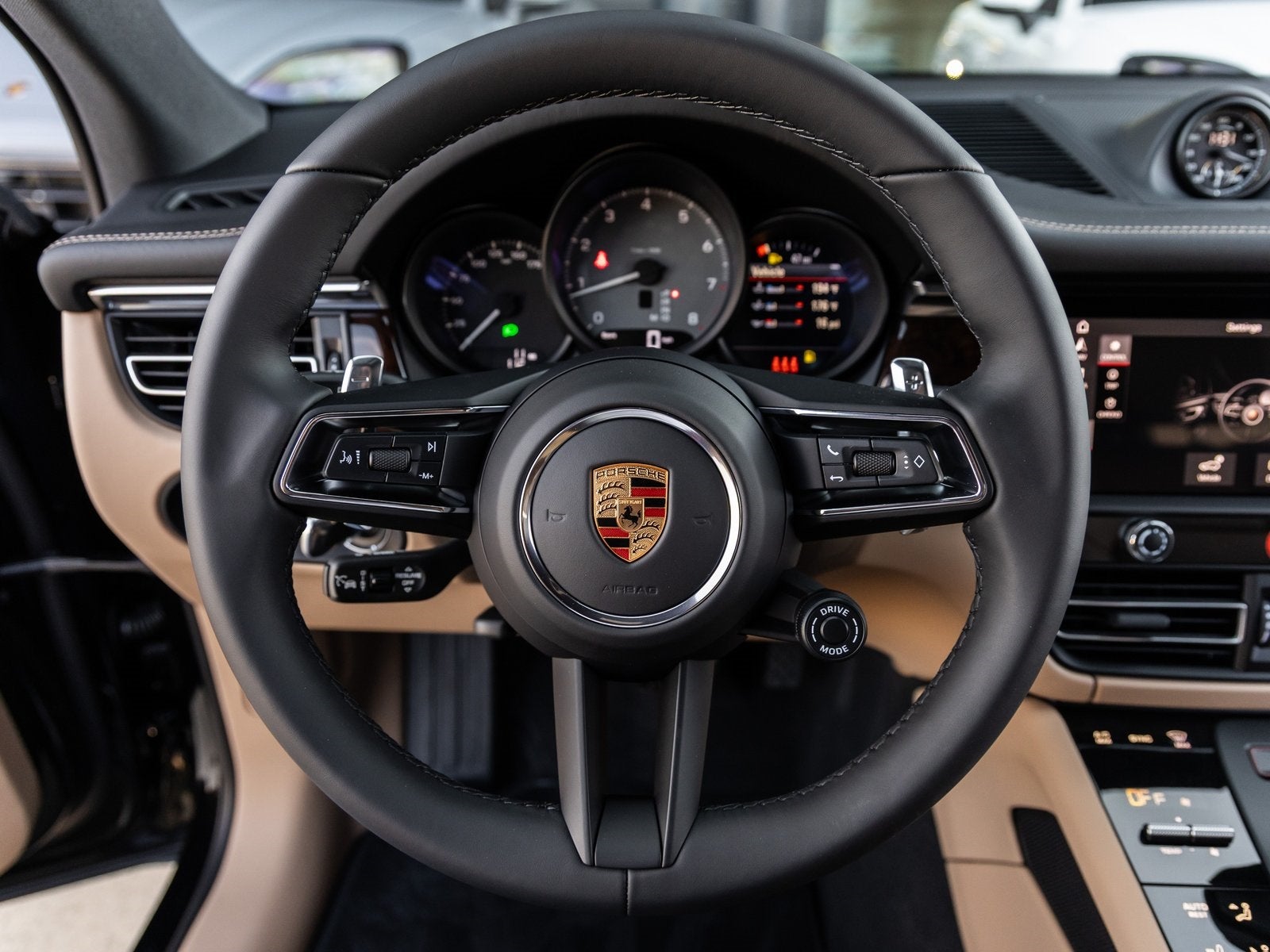 2026 Porsche Macan Macan S