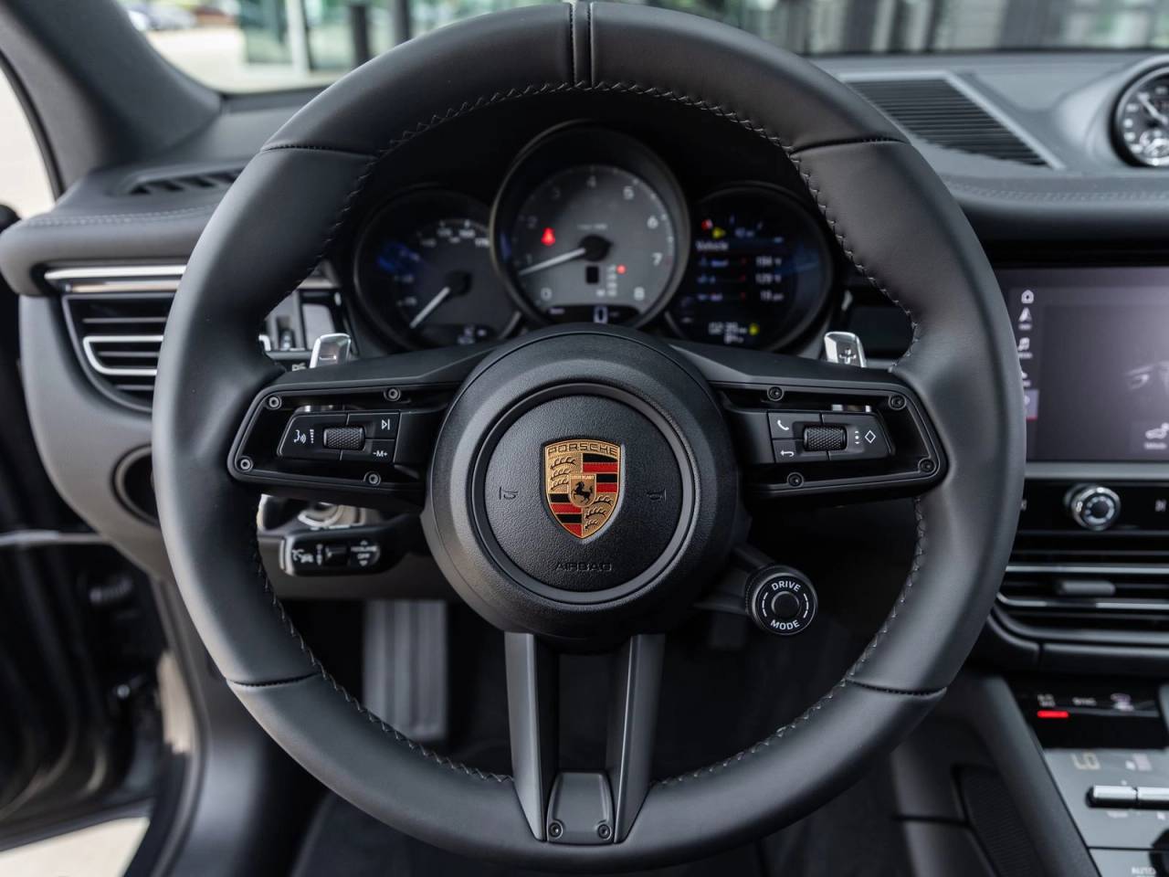 2026 Porsche Macan S