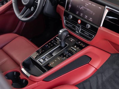 2026 Porsche Macan Macan S