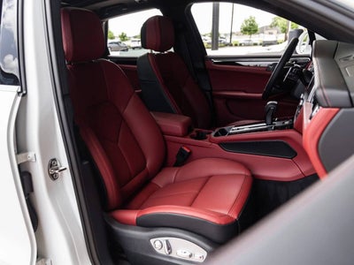 2026 Porsche Macan Macan S