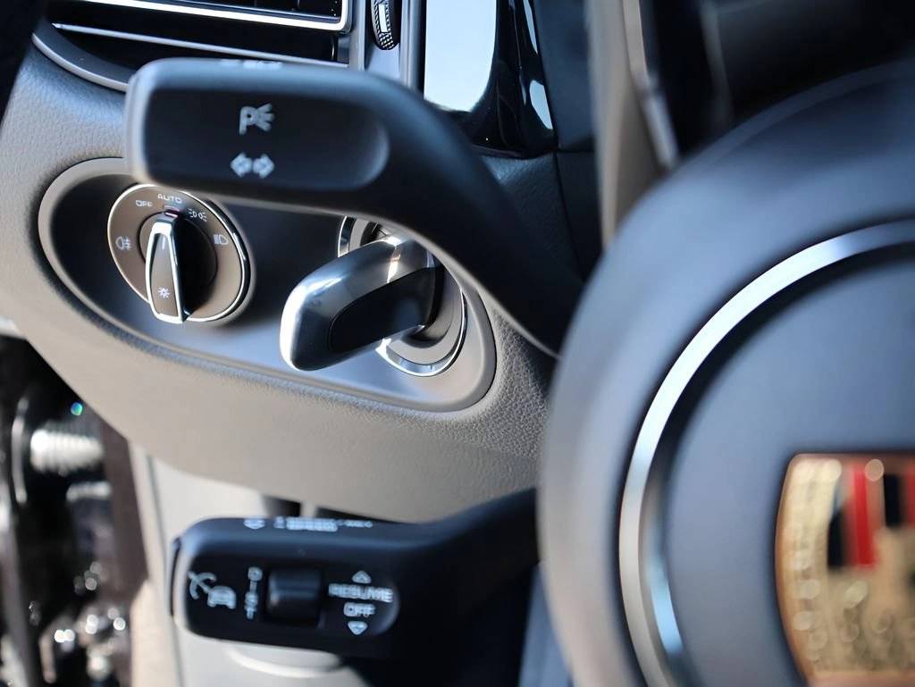 2026 Porsche Macan Macan S