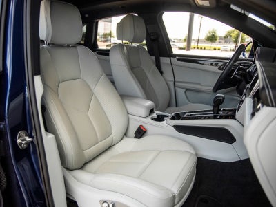 2023 Porsche Macan Macan S (MY23)