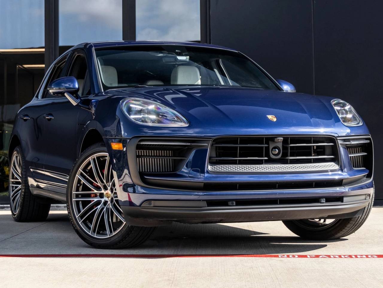 2023 Porsche Macan Macan S (MY23)