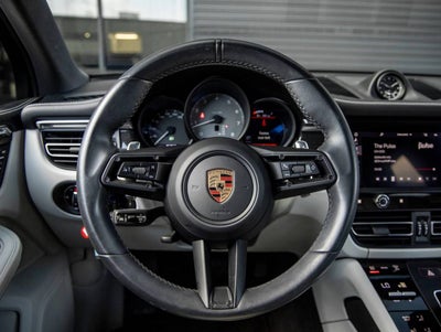 2023 Porsche Macan Macan S (MY23)