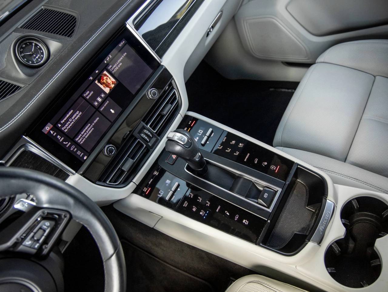 2023 Porsche Macan Macan S (MY23)