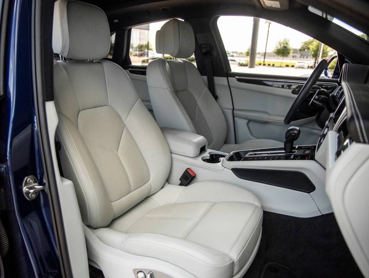 2023 Porsche Macan Macan S (MY23)
