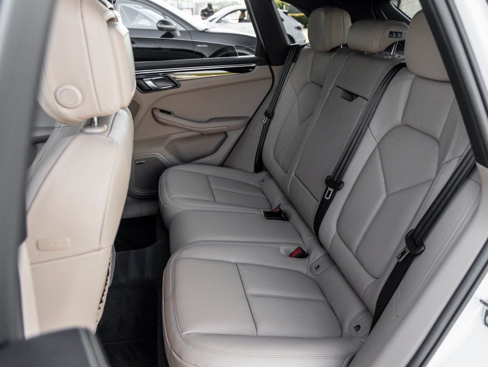 2026 Porsche Macan Macan S