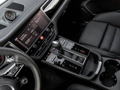 2026 Porsche Macan S