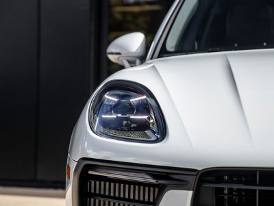 2026 Porsche Macan S