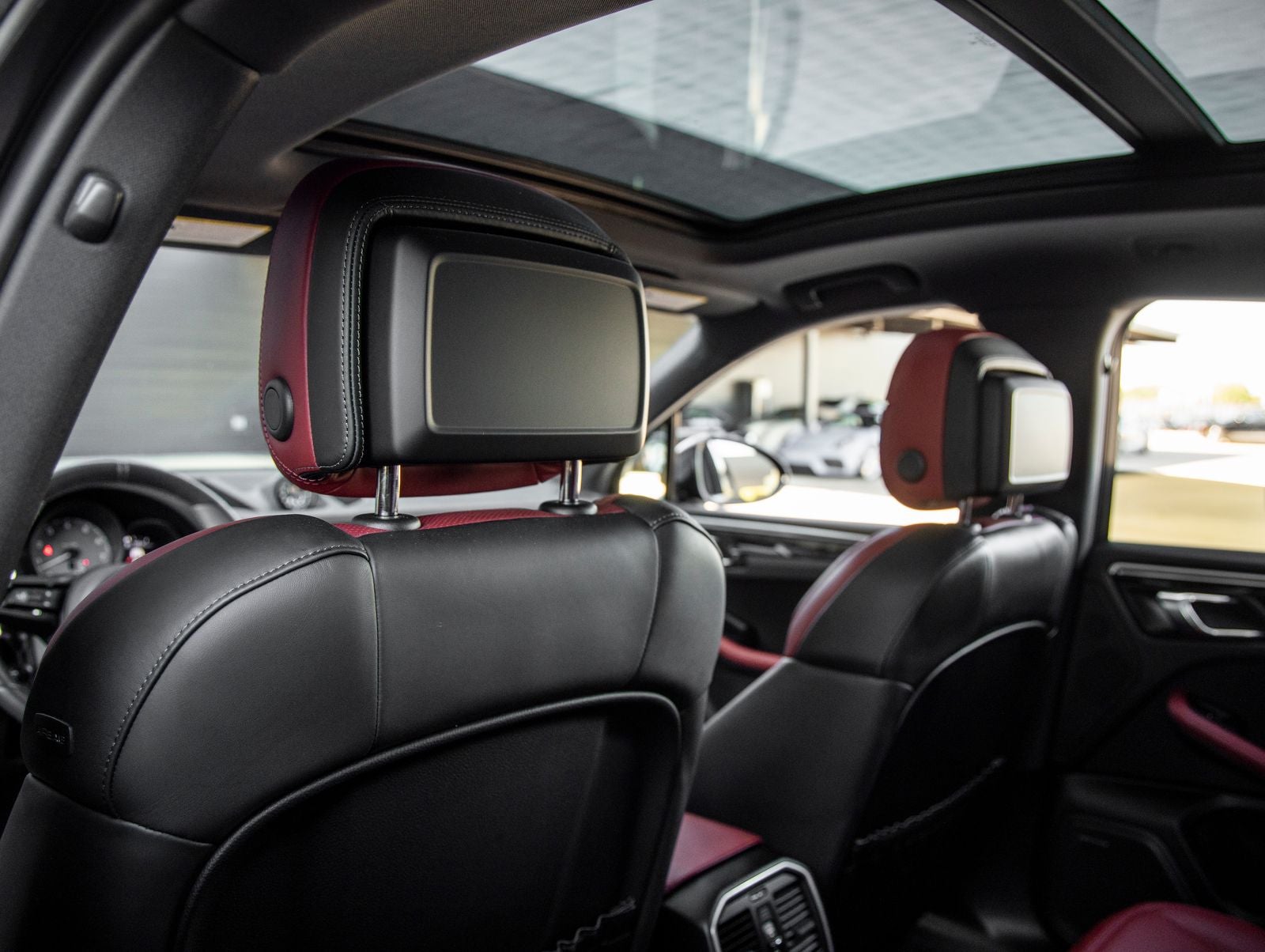 2024 Porsche Macan S