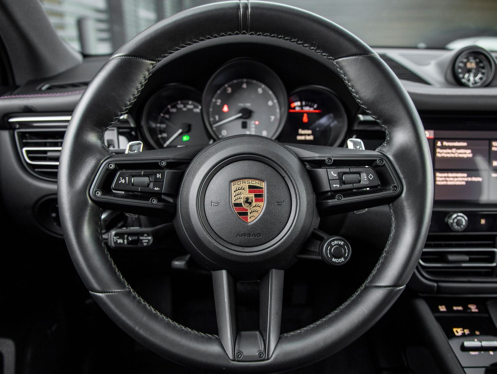 2024 Porsche Macan S