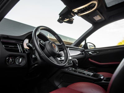 2024 Porsche Macan S