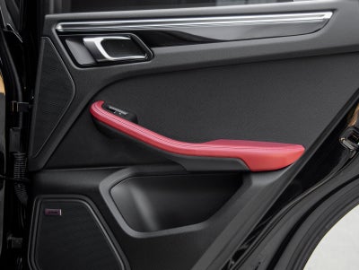 2024 Porsche Macan S