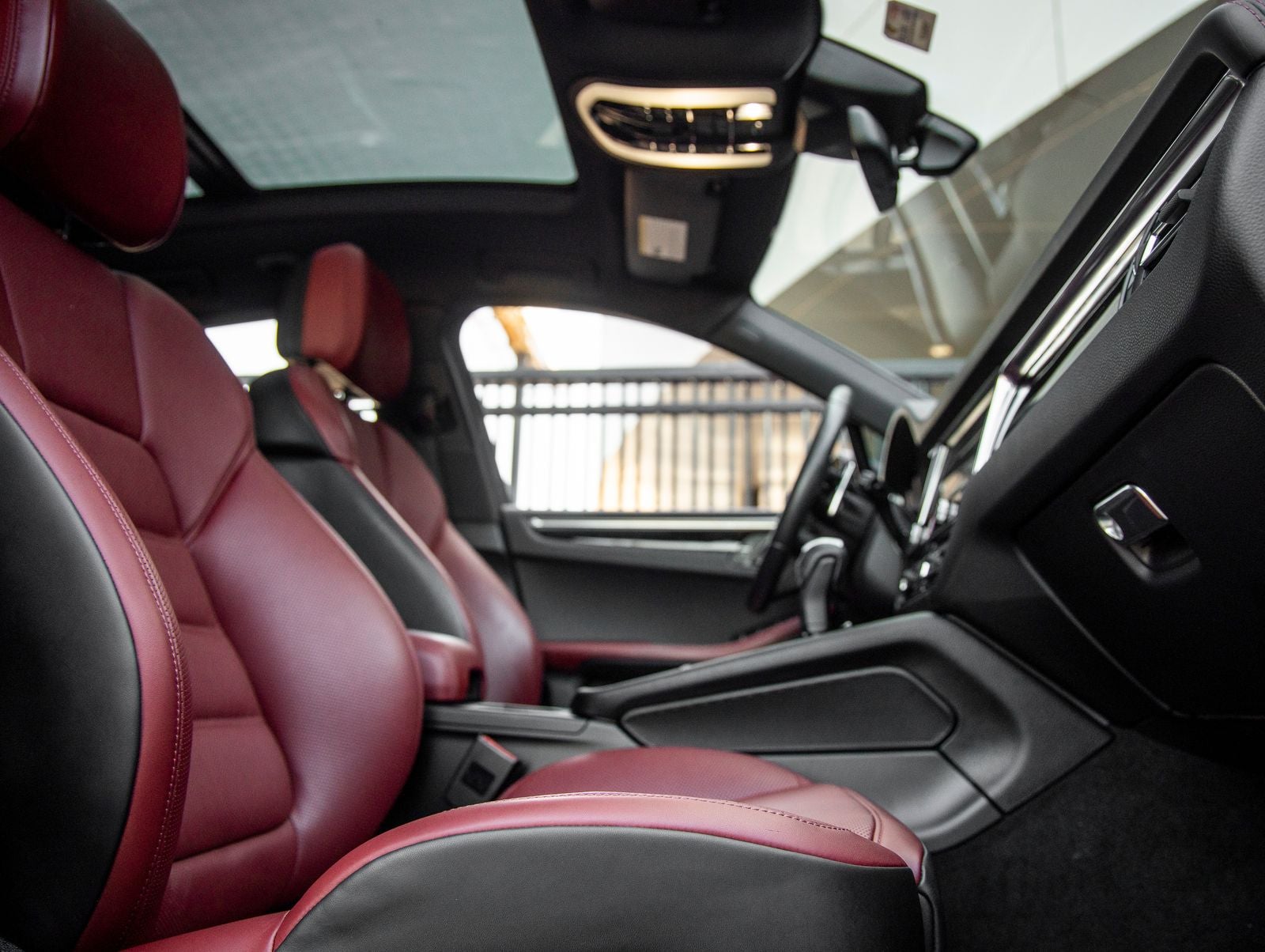 2024 Porsche Macan S