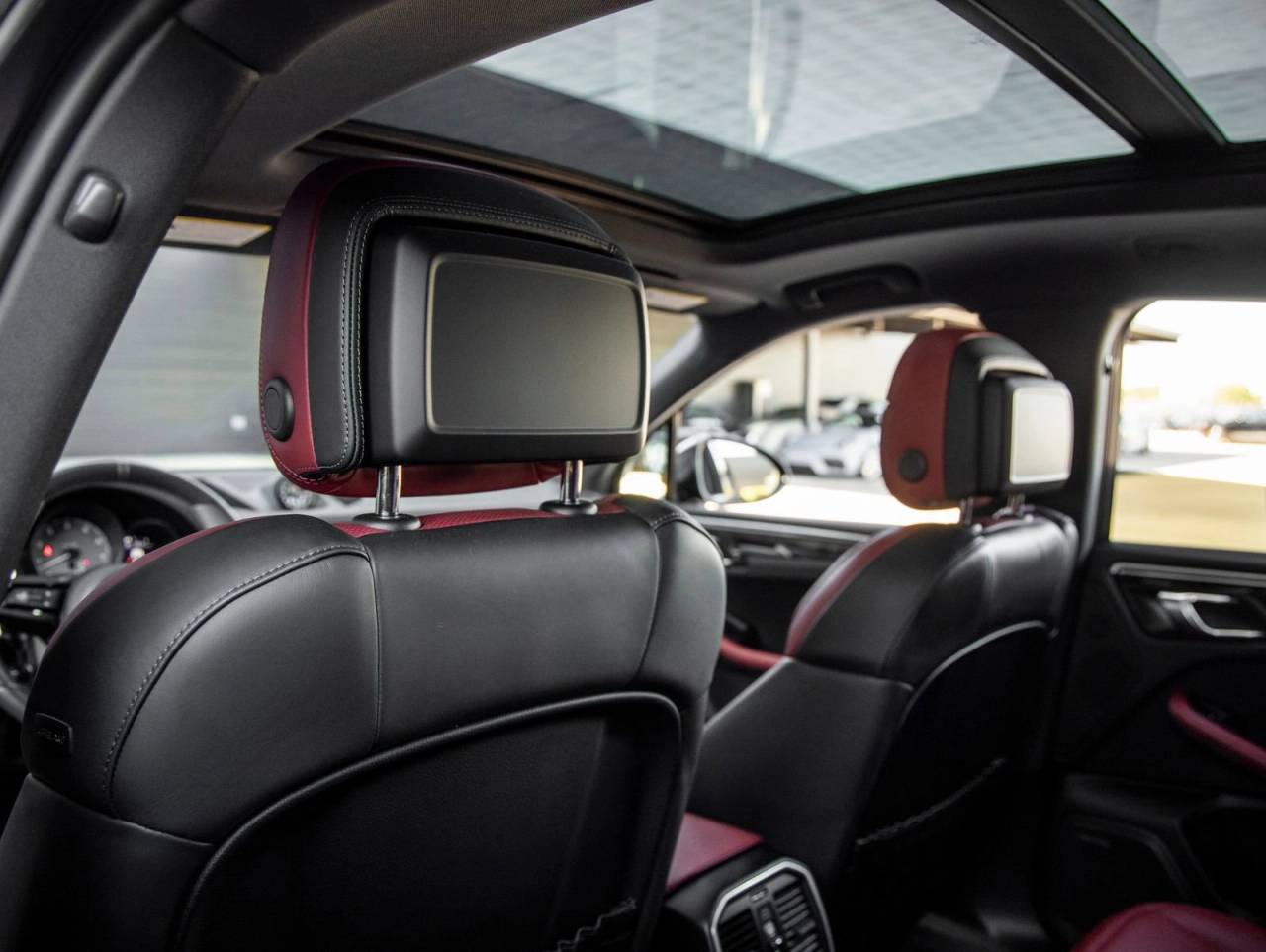 2024 Porsche Macan S