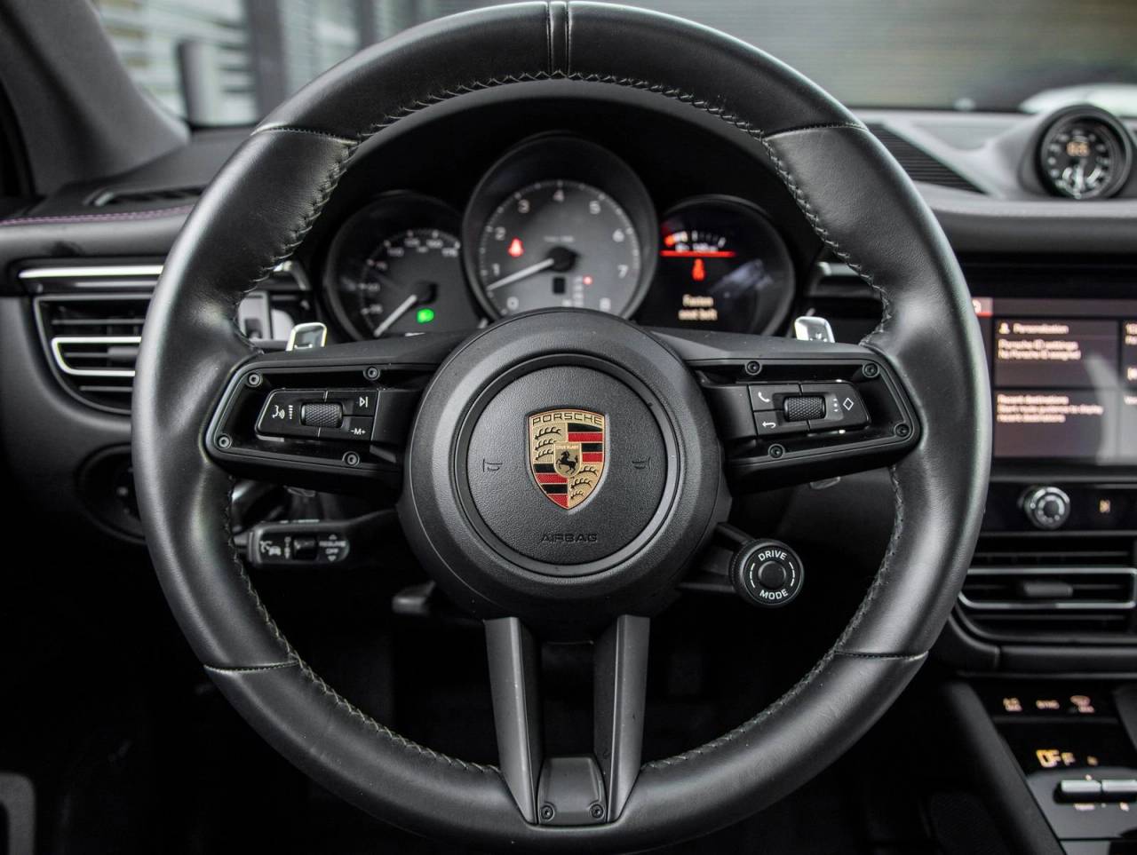 2024 Porsche Macan S