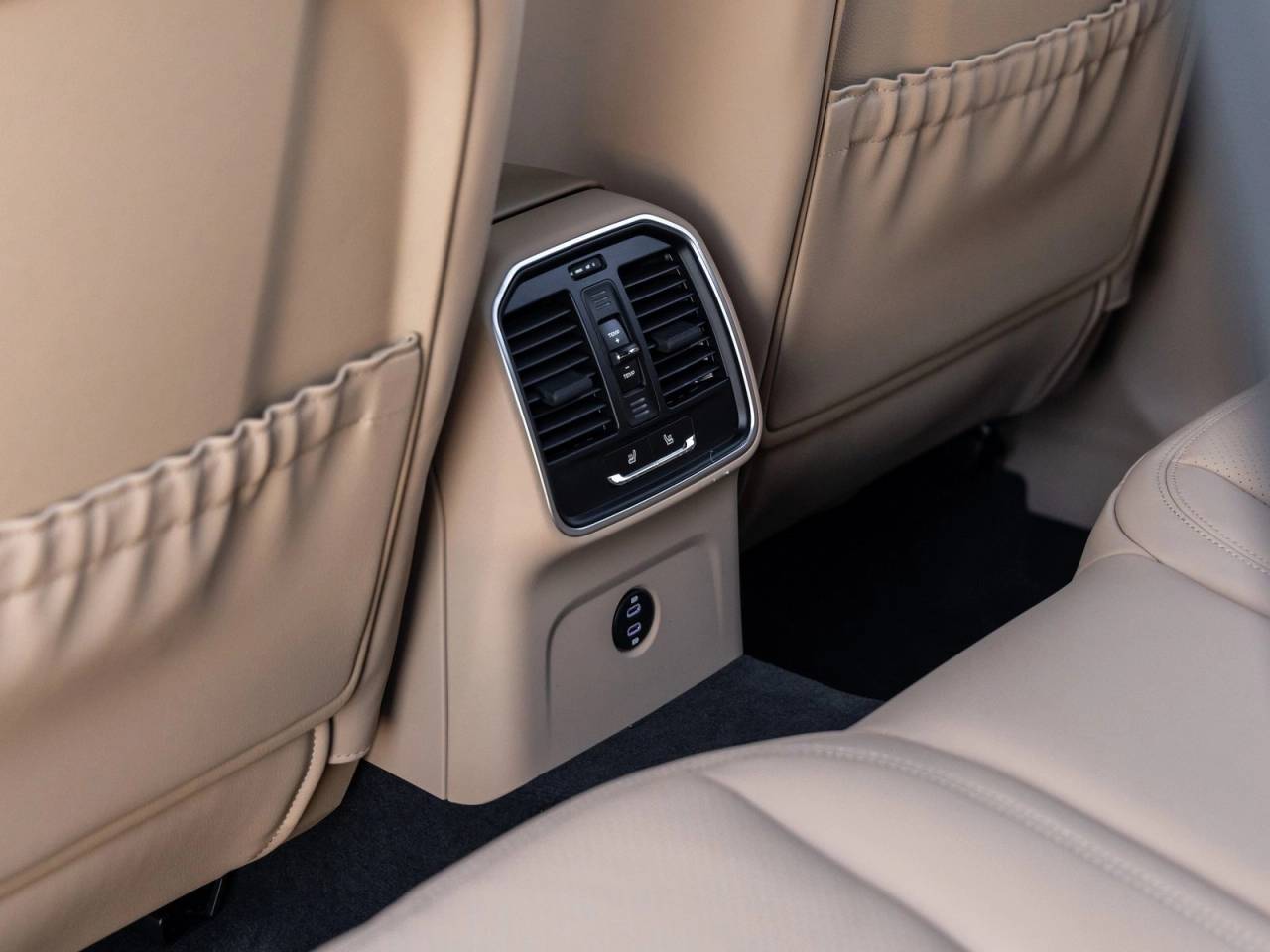 2026 Porsche Macan Macan S