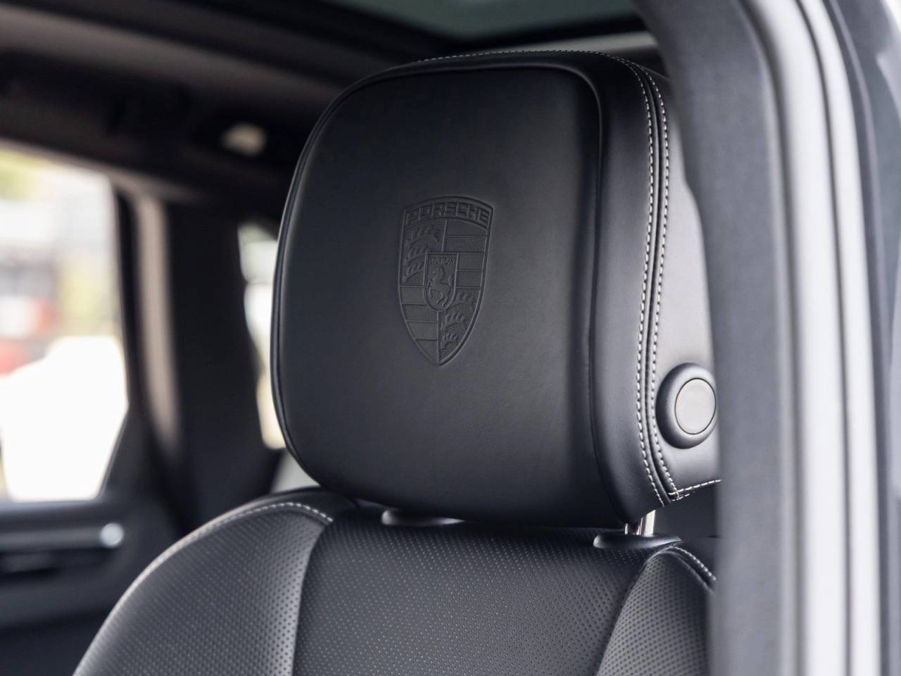 2026 Porsche Macan Macan S