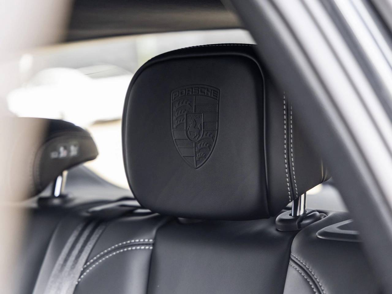 2026 Porsche Macan Macan S