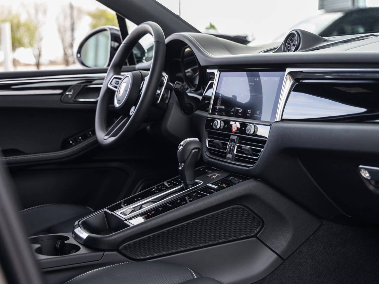 2026 Porsche Macan Macan S