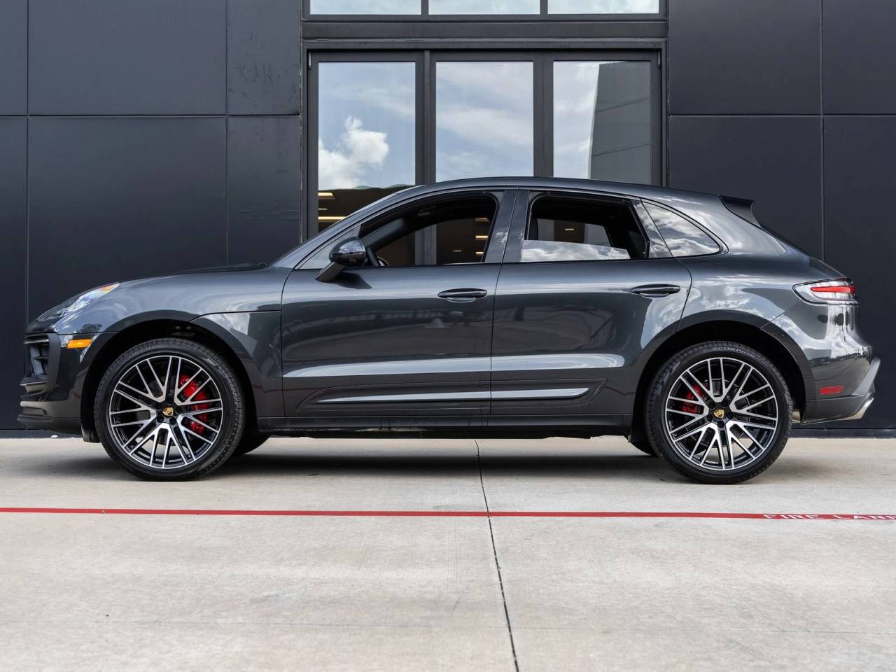 2026 Porsche Macan Macan S