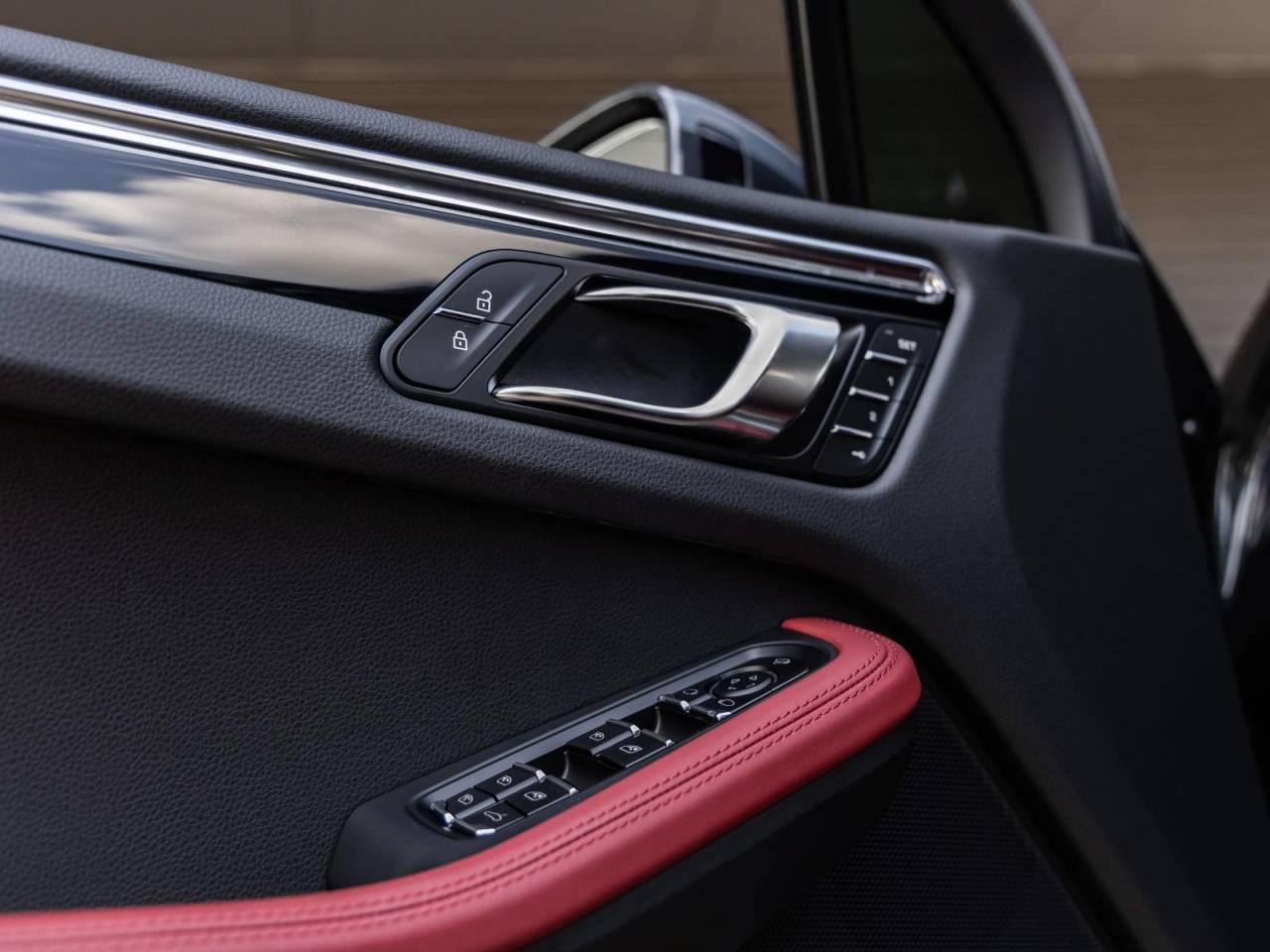 2026 Porsche Macan Macan S