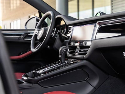 2026 Porsche Macan Macan S