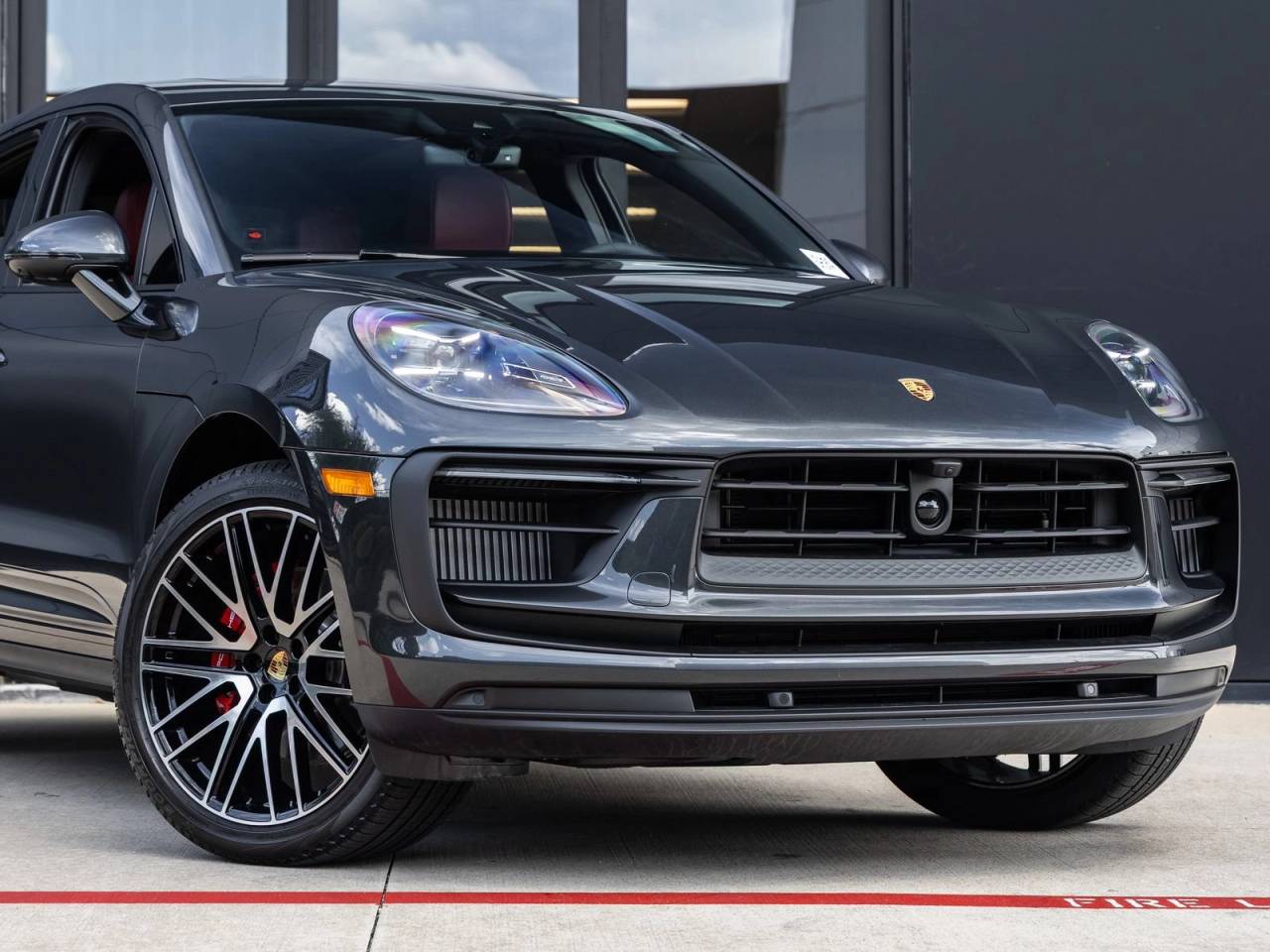 2026 Porsche Macan Macan S