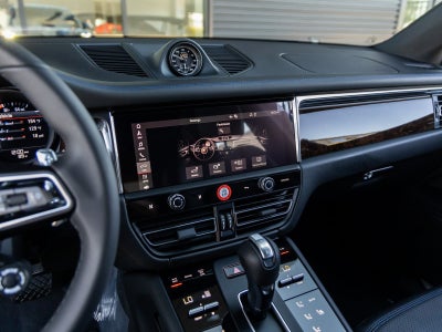 2026 Porsche Macan Macan S