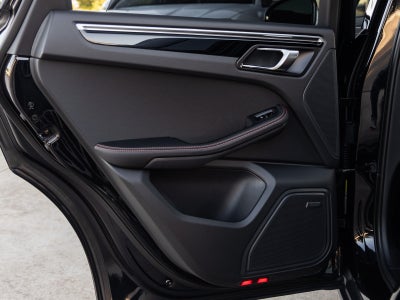 2026 Porsche Macan Macan S