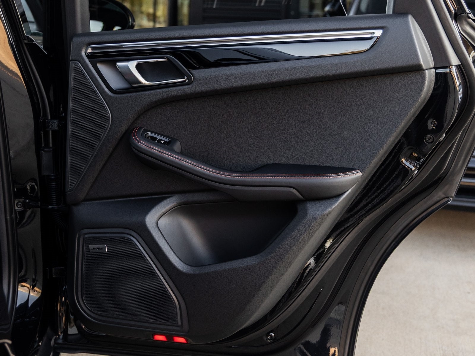 2026 Porsche Macan Macan S