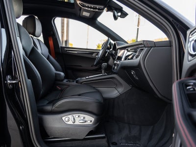 2026 Porsche Macan Macan S