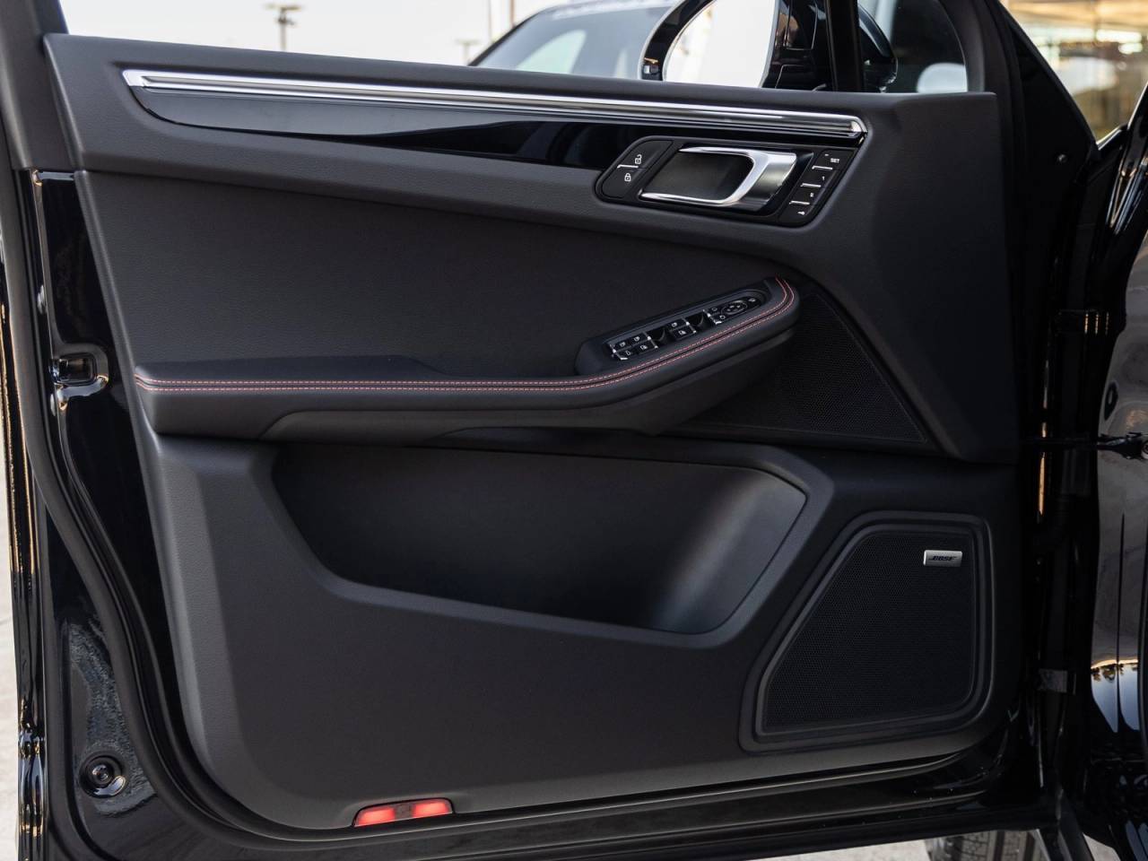 2026 Porsche Macan Macan S