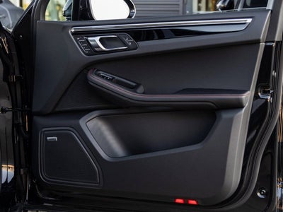 2026 Porsche Macan Macan S