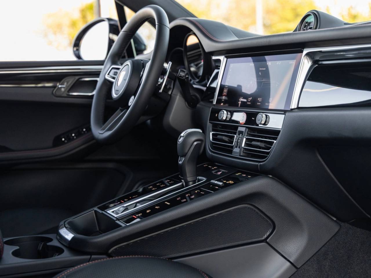 2026 Porsche Macan Macan S