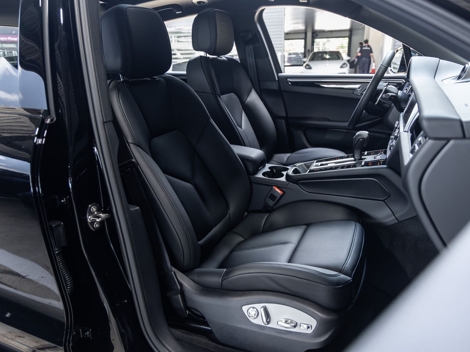 2026 Porsche Macan S