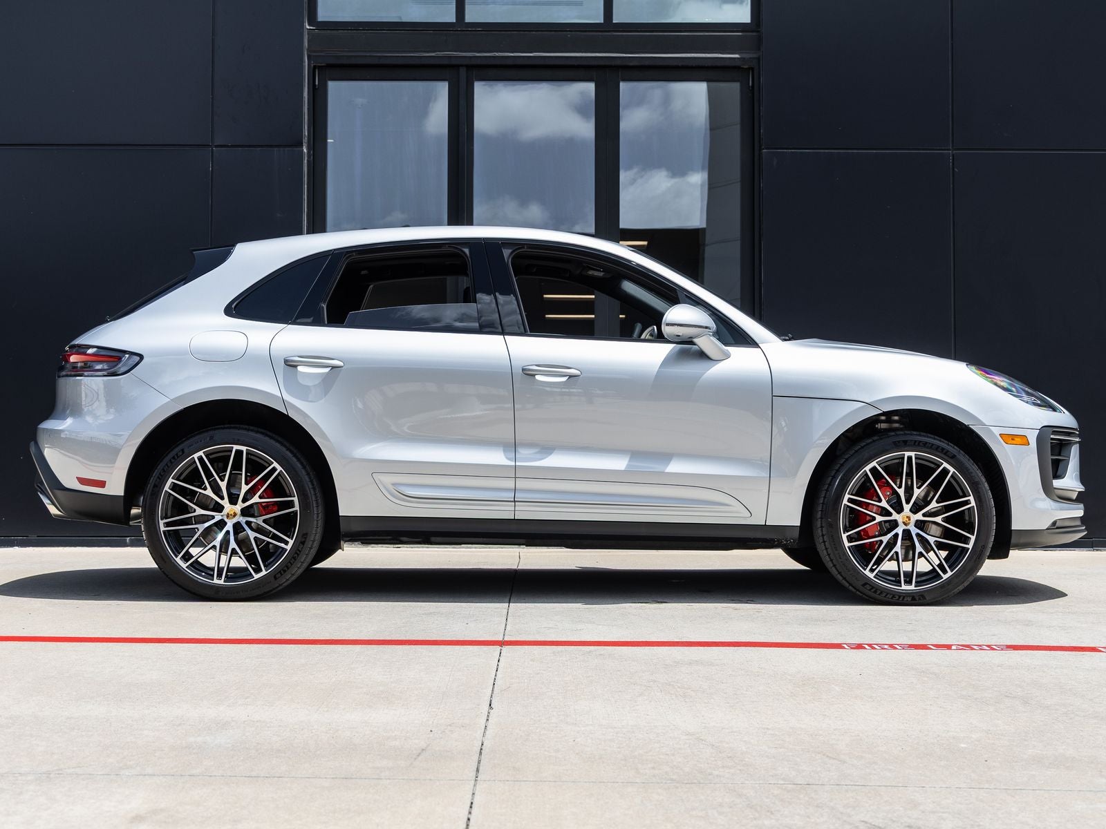 2026 Porsche Macan Macan S