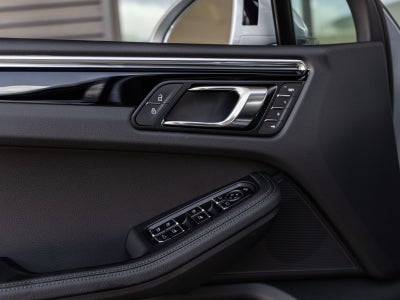 2026 Porsche Macan Macan S