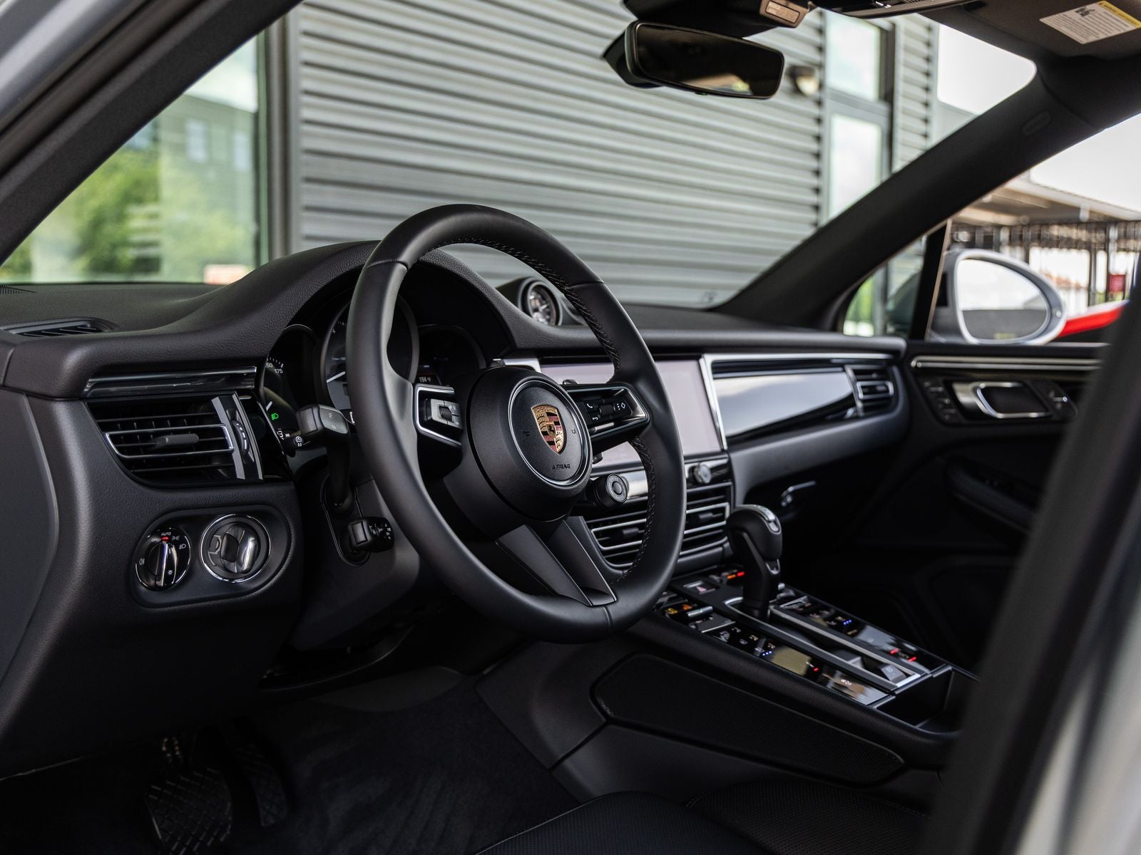 2026 Porsche Macan Macan S