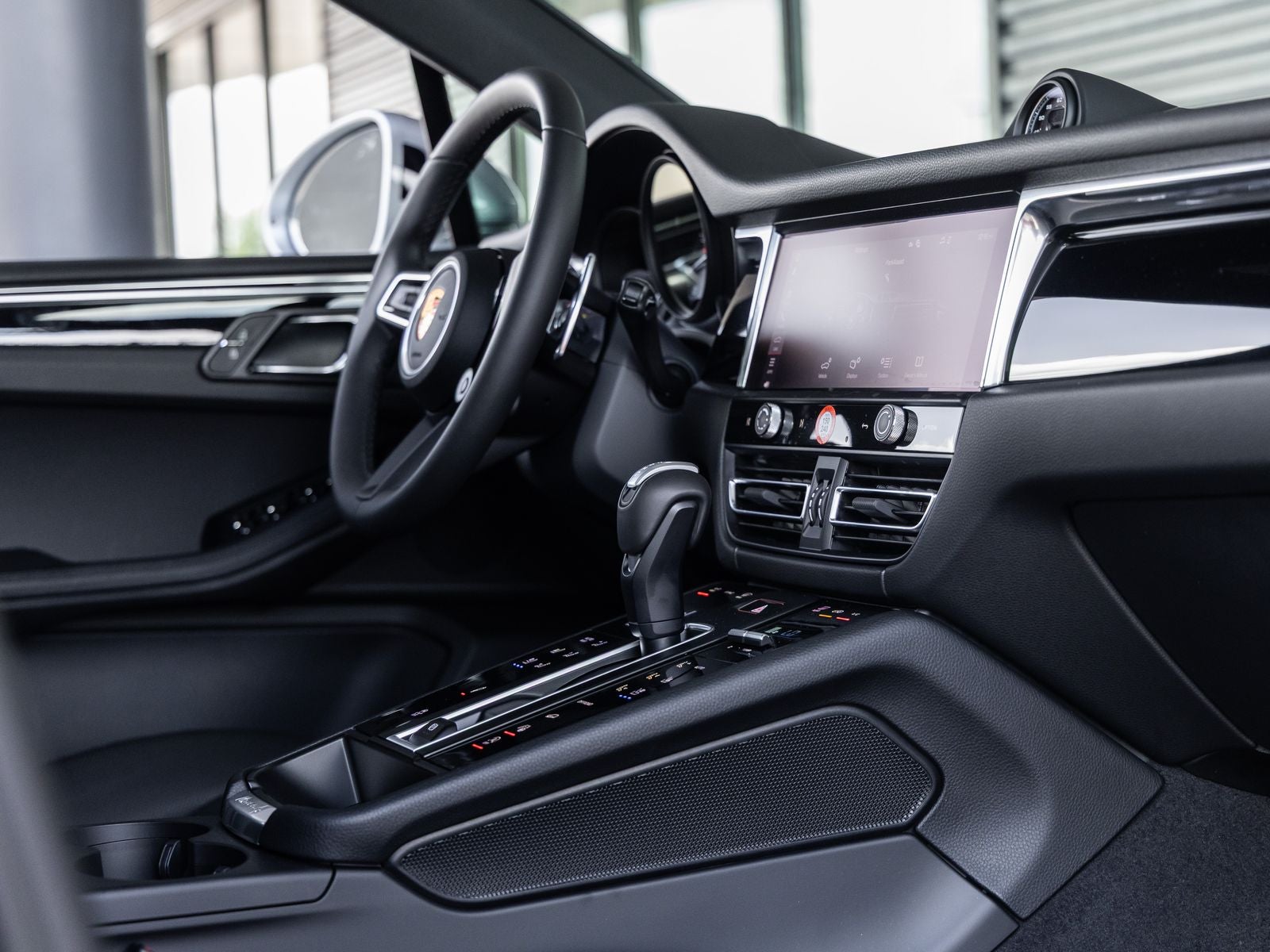 2026 Porsche Macan Macan S