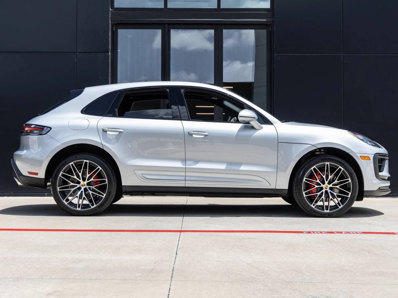 2026 Porsche Macan Macan S