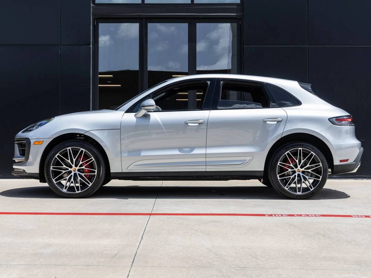 2026 Porsche Macan Macan S