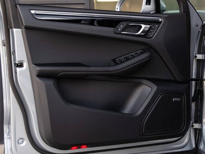 2026 Porsche Macan Macan S
