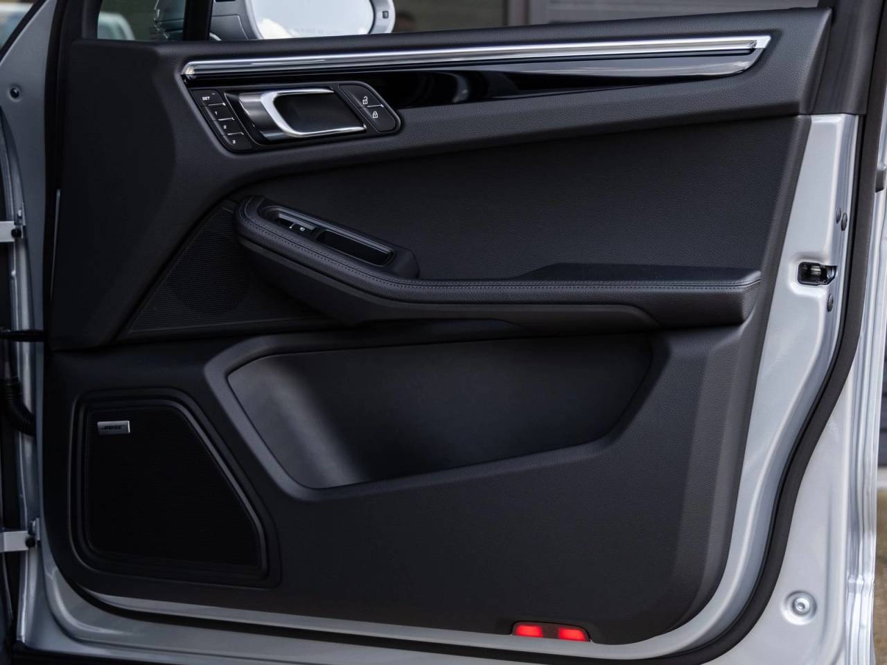 2026 Porsche Macan Macan S
