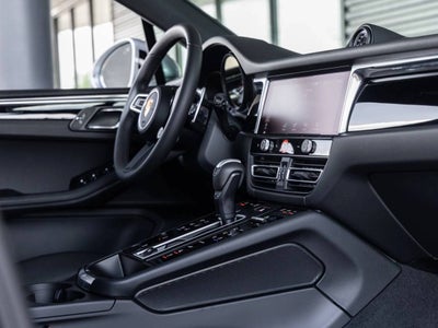 2026 Porsche Macan Macan S