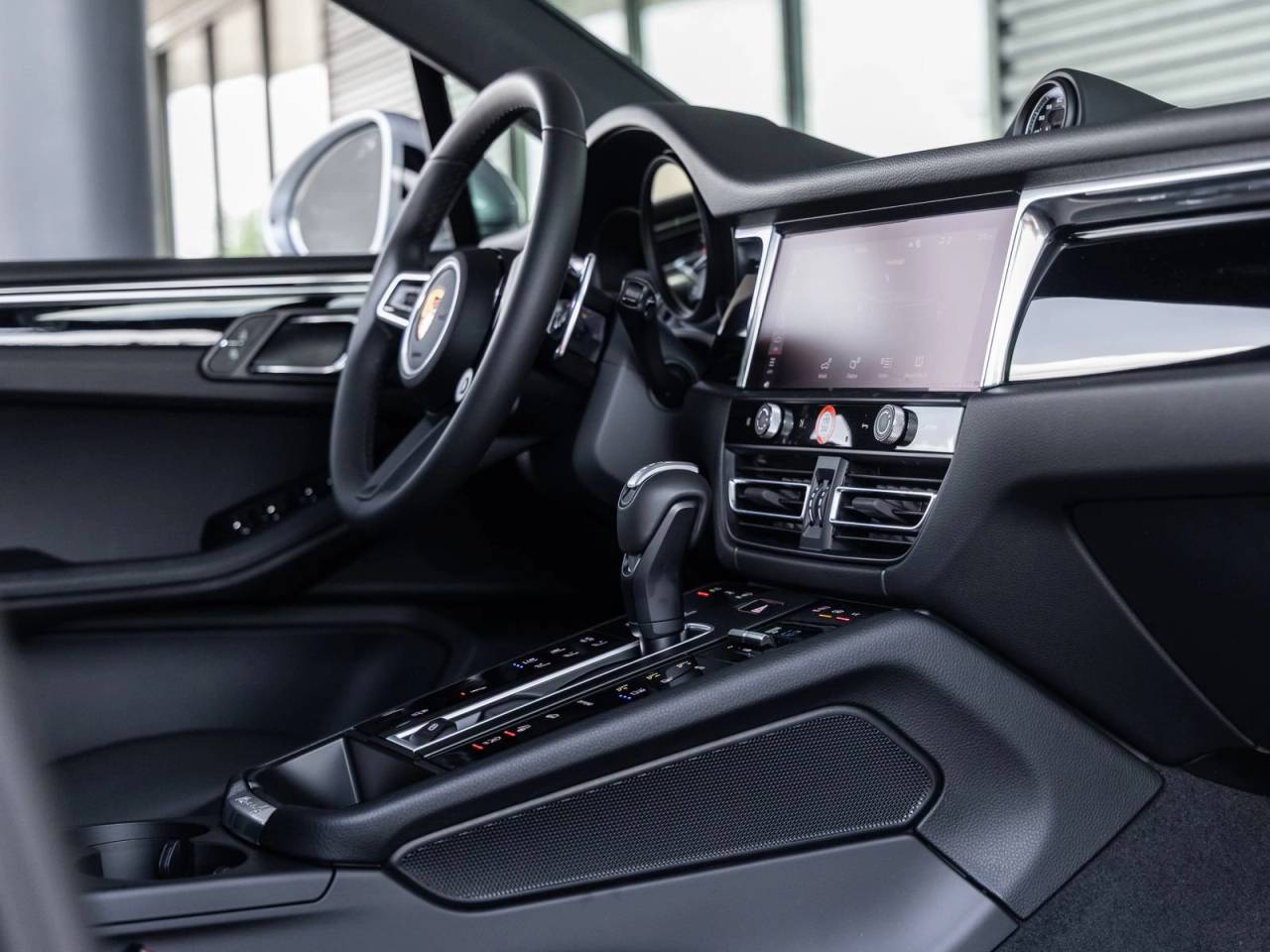 2026 Porsche Macan Macan S